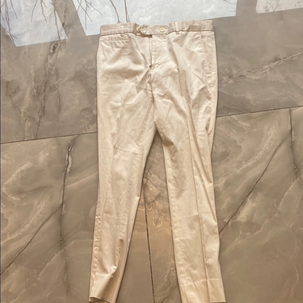 Cream Chinos with Tailored Fit and Cotton Blend